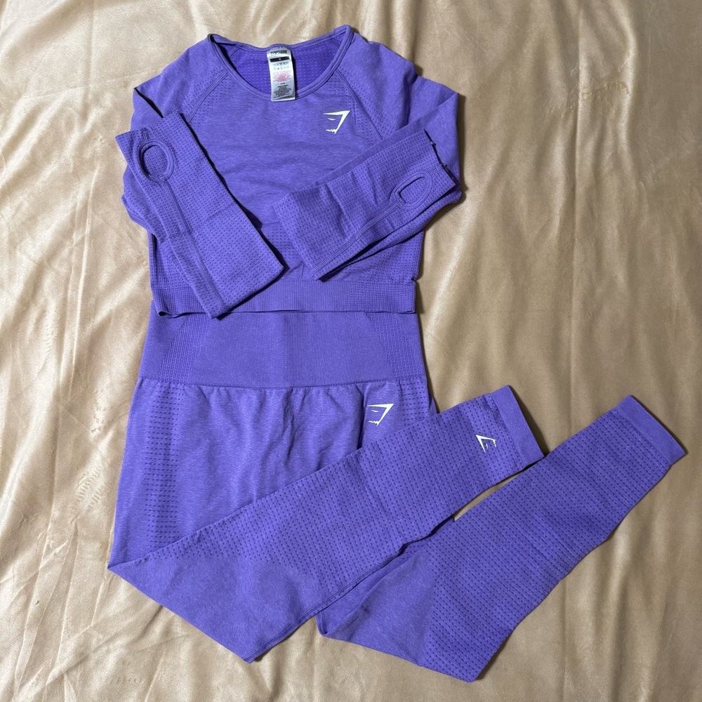 NWOT Gymshark Vital Purple Set Cropped top long sleeve and high waisted Leggings
